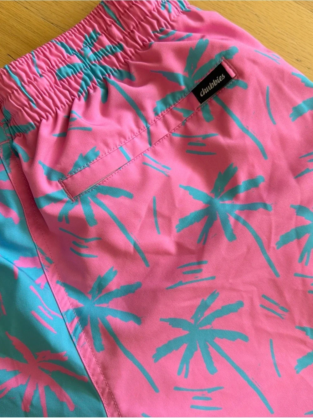 Chubbies Swim Trunks Mens Medium Pink Blue Palm Tree 5.5 Inseam Lined Quick Dry